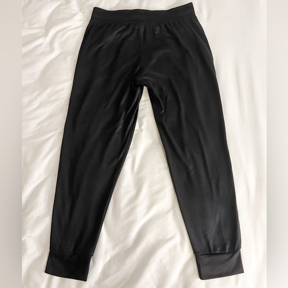 Under Armour Black Jogger Pants - Picture 3 of 3